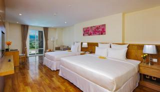 Rosaka Nha Trang Hotel - Nha Trang - 1