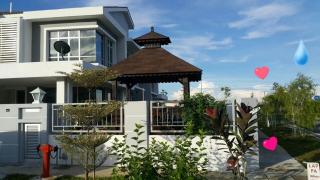 VVIP Homestay Villa Proton City - 5