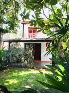 Sri Beach Bungalows And Villa - Marawila - 9