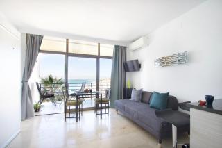 Sea front studio with spacious balcony Santa Clara - 8