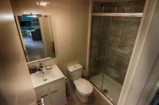New central town Bungalow WiFi Netflix - 5
