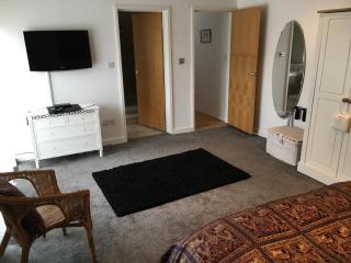 Bagstone Court Barn - Rangeworthy - 1