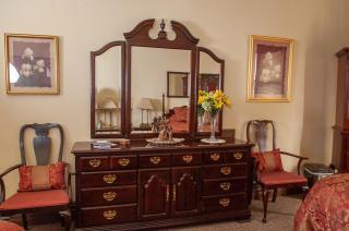 The Historic Wolf Hotel - Ellinwood - 3