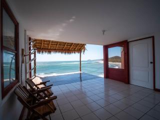 Magnific Rock - Surf Resort & Yoga Retreat Nicaragua - Popoyo - 1