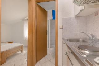 Apartments Luca - Omiš - 4