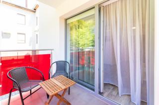 Kolorowe Balkony - Stylowy Apartament nad Morzem by Noclegi Renters - Misdroy - 8