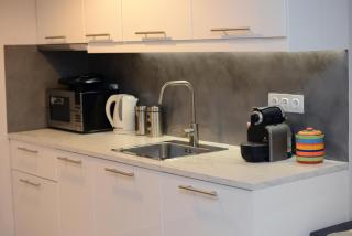 Olive Tree Deluxe Apt under Acropolis - 3