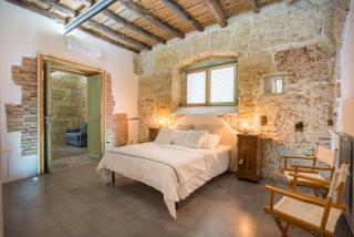 Stylish home in front of Casa Professa - Palermo - 9