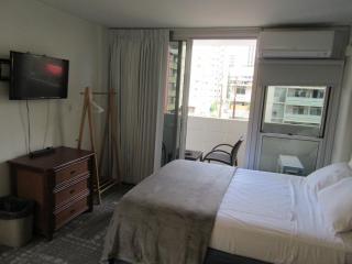 Waikiki Central Hotel - No Resort Fees - 5