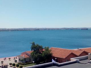 Waterfront Luxury Sea View Apartment - 7