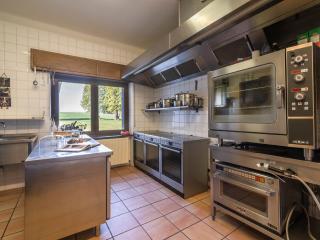 Spacious Holiday Home in Gouvy with Garden - Gouvy - 7