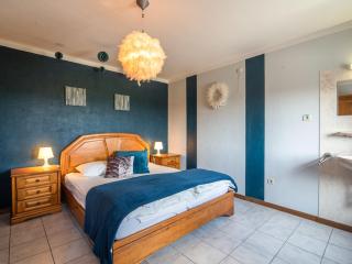 Spacious Holiday Home in Gouvy with Garden - Gouvy - 6