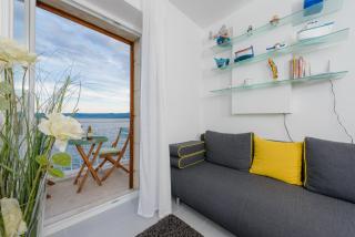 TOP LOCATION! BEACH & CENTER APT 4 - 9