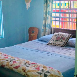 Rainbow Beach Apartment - 4