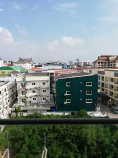 Centara Avenue apartment 711 - 4