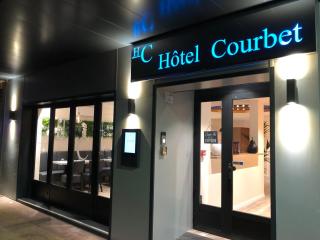 Hotel Courbet - Juan-les-Pins - 2