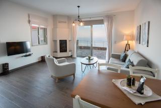 Bay View GuestHouses - Kalamata - 3