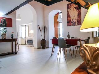 Mega House - Catania - 2