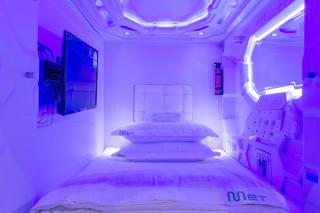 MET A Space Pod at Arab Street - Singapore - 4