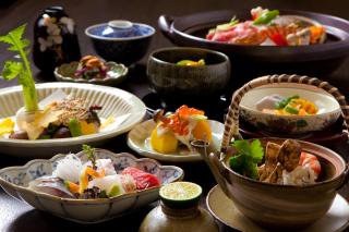 Kappo Ryokan Kannawa Bettei - 8