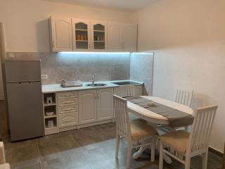 Apartment Rena - Budva - 0
