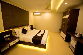 Hotel Le Sapphire - Sultan Bathery - 2
