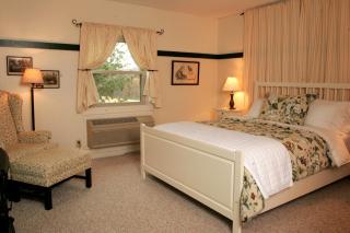 Inn & Spa at Cedar Falls - Cedar Grove - 9