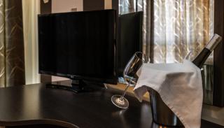 hotel Yanis - 4