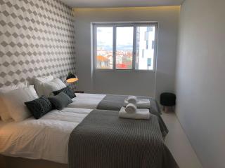 Architectural poetry in an unique 3bdrs view flat - Lisbon - 1