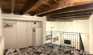 Corte Del Carmine - Bari - 1