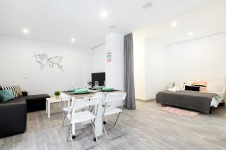 Acogedor LOFT en Bajo CENTRICO CON PARKING WIFI - Córdoba - 0