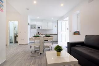 Acogedor LOFT en Bajo CENTRICO CON PARKING WIFI - Córdoba - 9