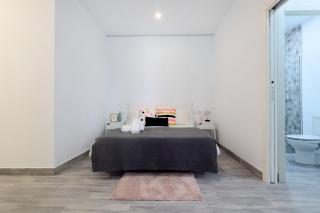Acogedor LOFT en Bajo CENTRICO CON PARKING WIFI - Córdoba - 1