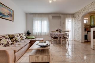 Quiet Getaway Budva - Budva - 5