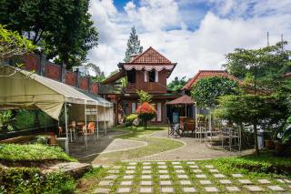 Bantal Guling Villa - Lembang - 0