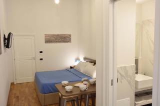Domus Studio 25 bed & breakfast - Naples - 5