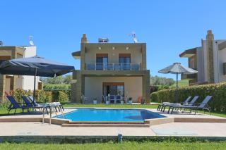 Saint Paul's Residences - Sani Beach - 4
