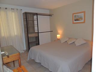 Holiday Home in Buisson with Private Pool - Buisson - 6