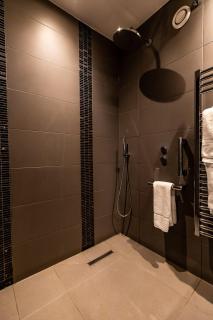 Rose And Crown Hotel - London - 7