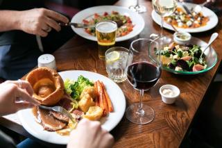 Rose And Crown Hotel - 2