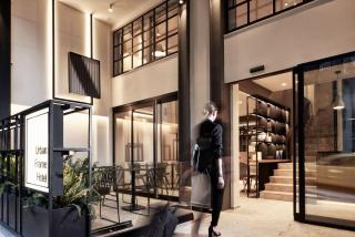 Urban Frame Plaka - Athen - 3