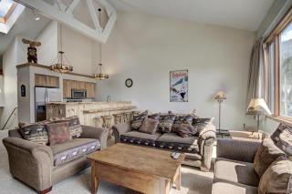 1733 Lenawee Condo - Keystone - 3