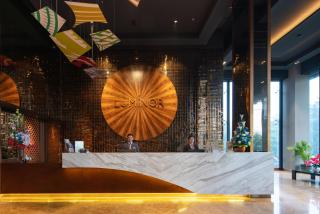 Luminor Hotel Airport Sidoarjo By WH , Best Choice and Strategic Location with a Rooftop area in Town - Sidoarjo - 5