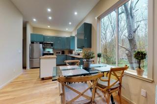 2 Bed 1 Bath Vacation home in Gold Beach - 8
