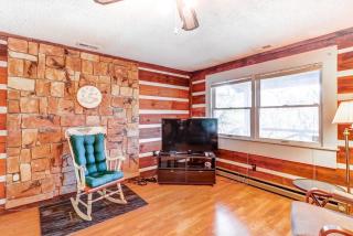 2 Bed 2 Bath Vacation home in Whittier II - 4