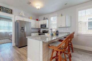 3 Bed 4 Bath Vacation home in Barefoot Cottages - Port St. Joe - 1