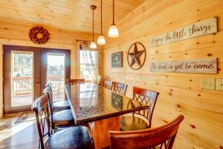 4 Bed 3 Bath Vacation home in Bryson City - Bryson City - 3