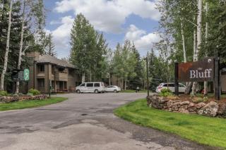 Bluff 4018 - Sun Valley - 2