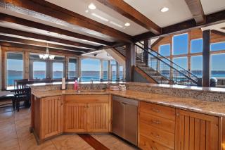 8 Bed 5 Bath Vacation home in Fish Haven - Fish Haven - 4