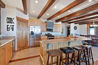 8 Bed 5 Bath Vacation home in Fish Haven - Fish Haven - 8
